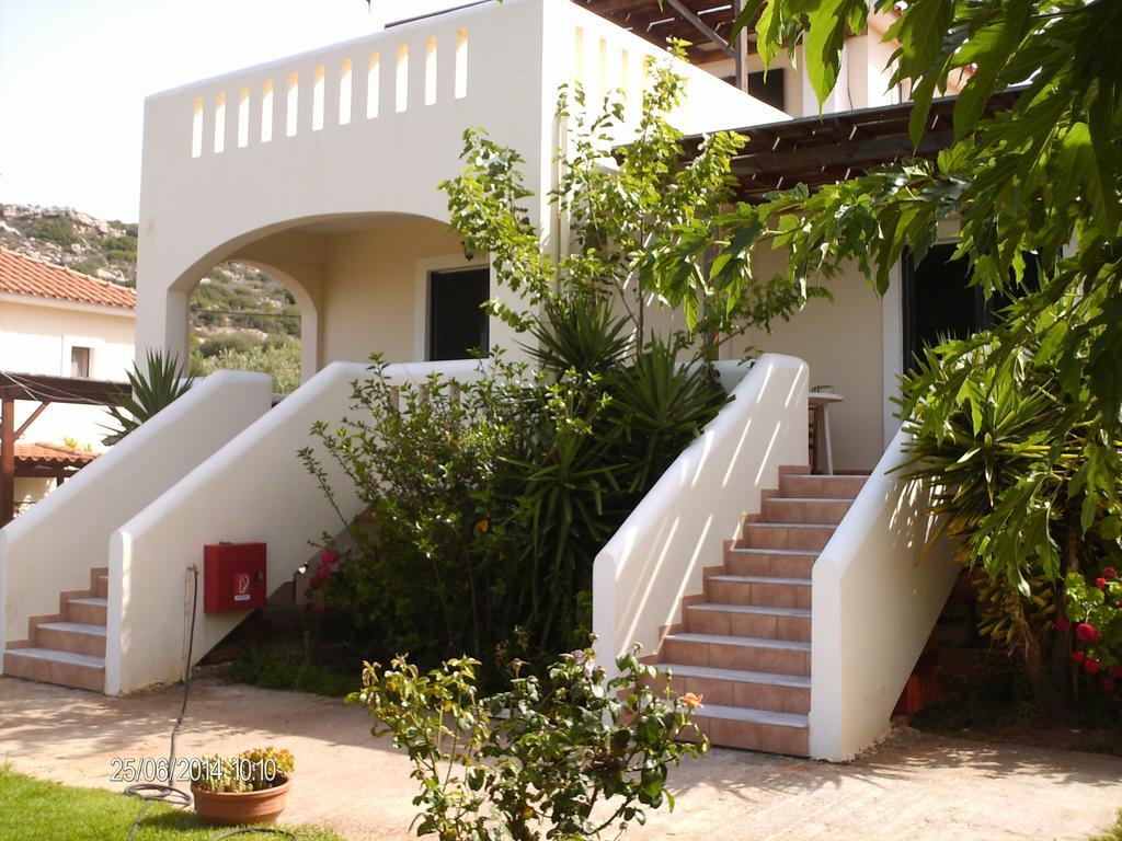 Paralia Demonias Tompras Village מראה חיצוני תמונה